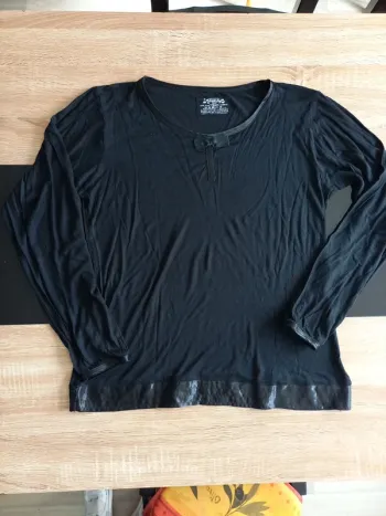 Pull noir léger femme T42