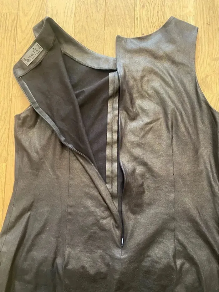 Robe sans manches enduite Miss Tic taille 42 - photo numéro 8