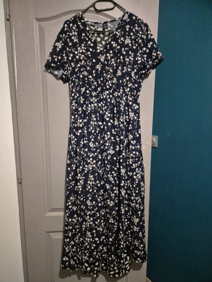 Robe neuve taille l - photo numéro 2