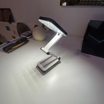 Lampe de bureau solaire