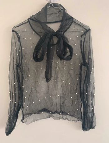 Blouse en organza et perles TL 40