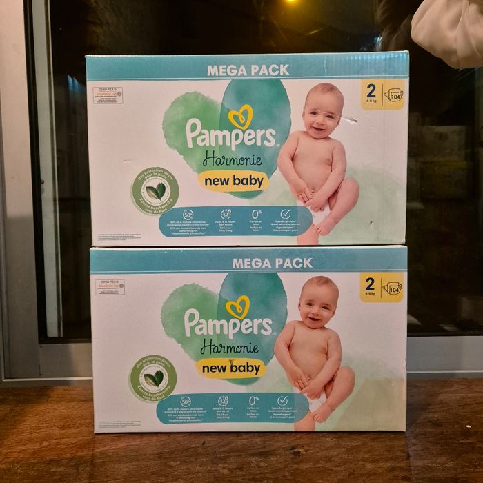 Lot 2 cartons Harmonie Pampers 208 couches
