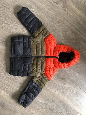 Manteau Anorak Doudoune parka de la marque Mango MNG taille 4/5 ans