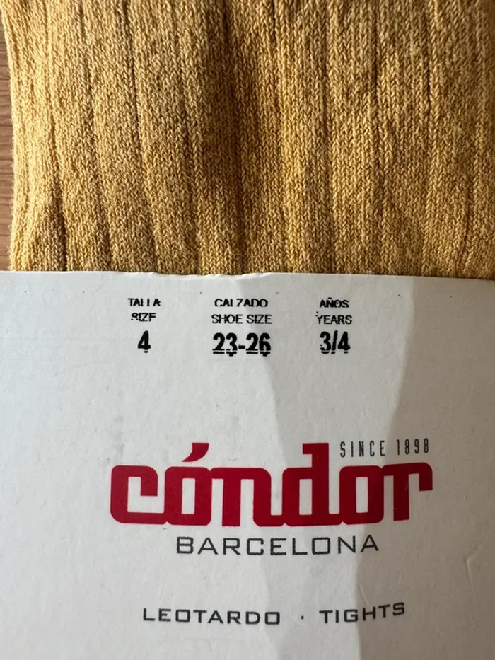 Lot de 3 paires de collants beige/jaune moutarde/rouge bordeaux côtelés - Taille 4 (pour du 4/5 Ans) - photo numéro 10