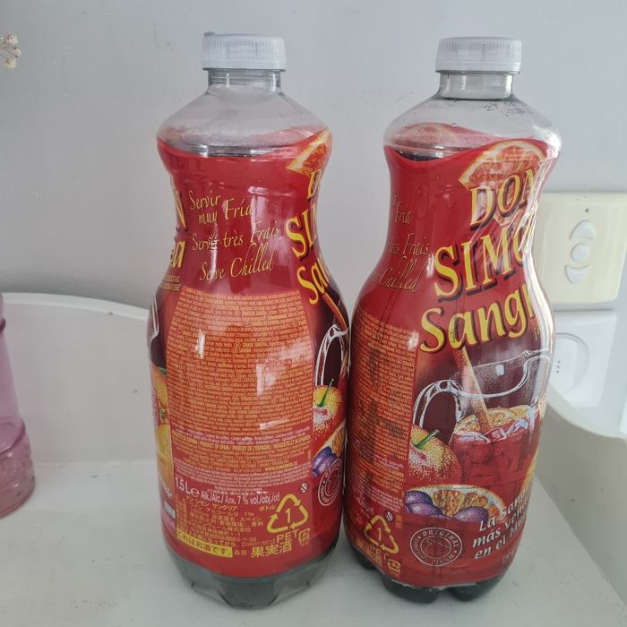 Bouteilles de sangria - photo numéro 2