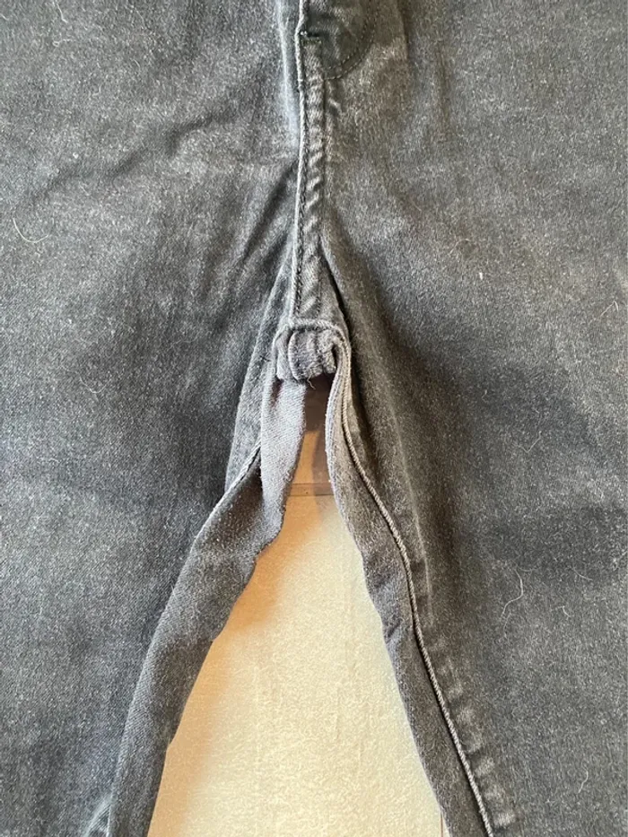 Jeans levis noir - photo numéro 2