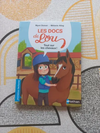 Livre Nathan 1ères lectures Les docs de Lou Tout sur les chevaux