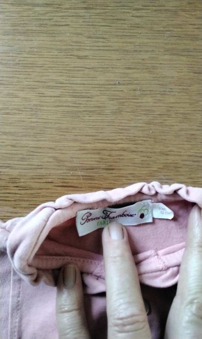 Polo manches longues , rose motif de fleurs , Pommes Framboise , 3M , 62cm - photo numéro 3