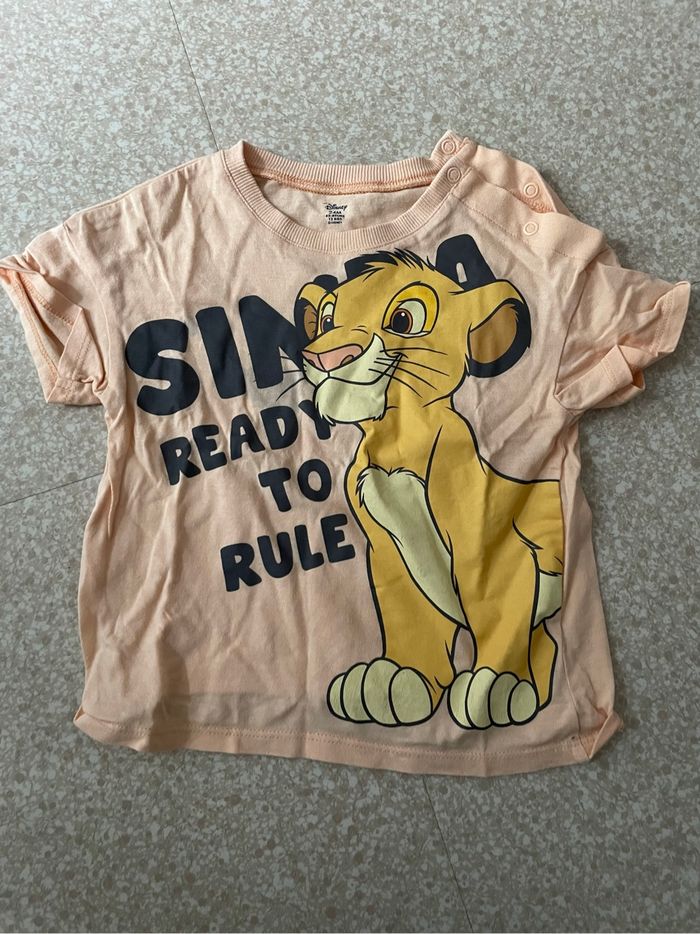 TEE shirt Disney 24 mois