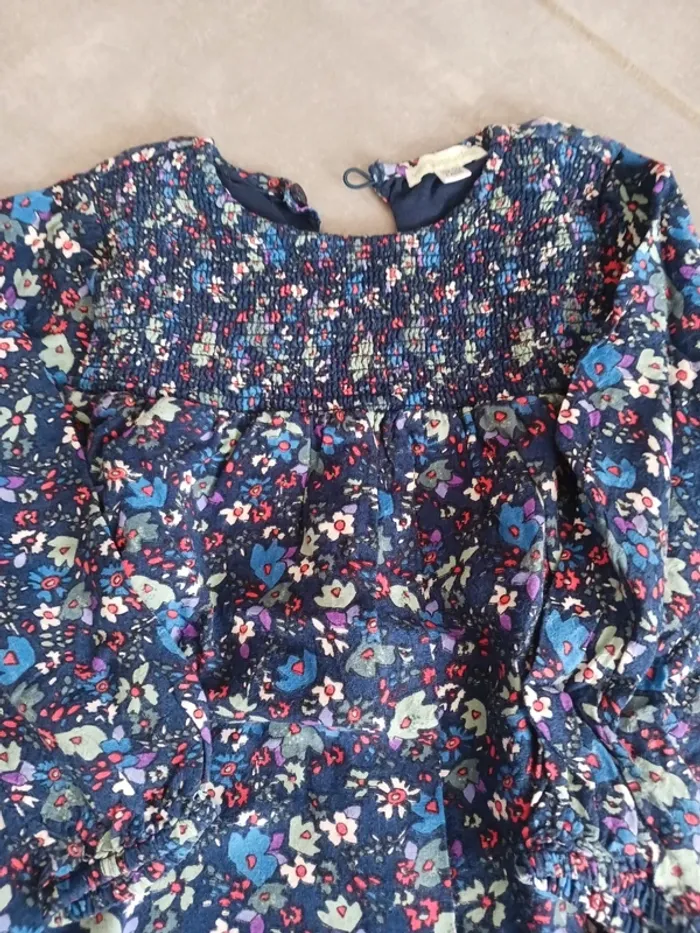 Robe 4 ans - photo numéro 2