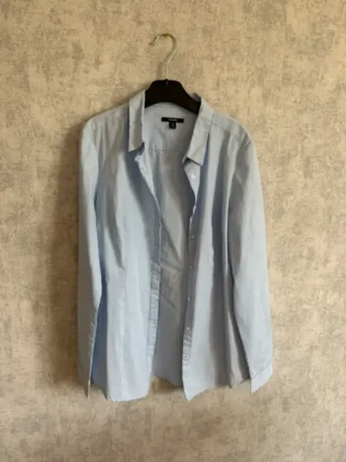 Chemise bleu clair à rayures bleu et blanc kiabi taille M