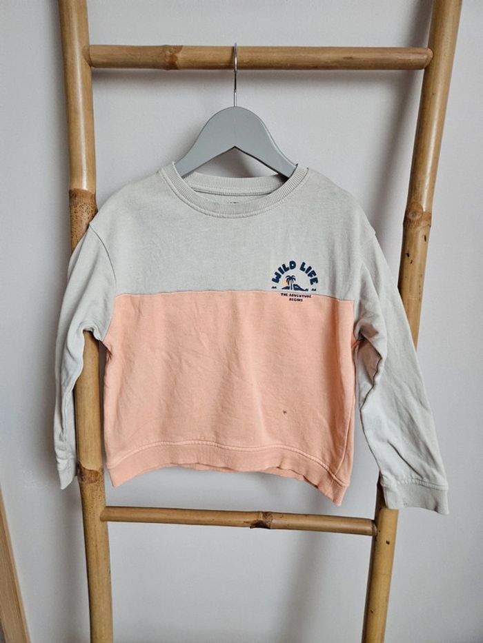 Sweat beige et saumon Kiabi 6 ans