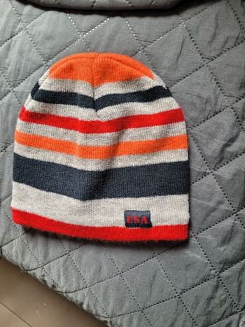 Bonnet acrylique taille unique