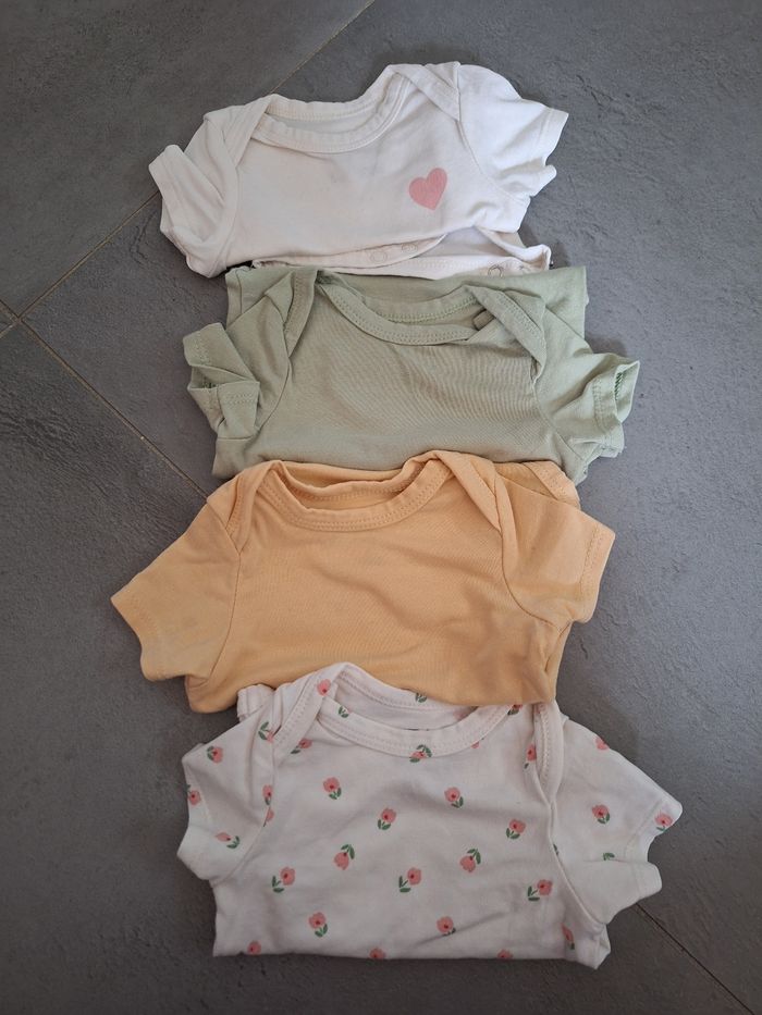 Lot de bodies été