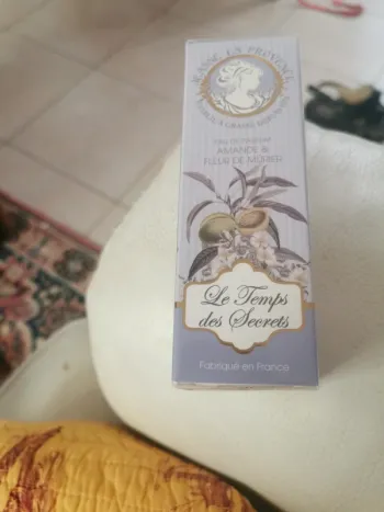 Eau de parfum le temps des secrets Jeanne en Provence