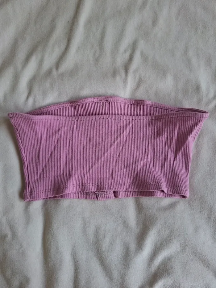 bustier bandeau rose marque Fashion Nova taille M, en très bon état - photo numéro 4