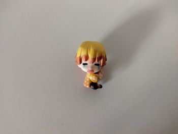 petite figurine Demon Slayer zenitsu
