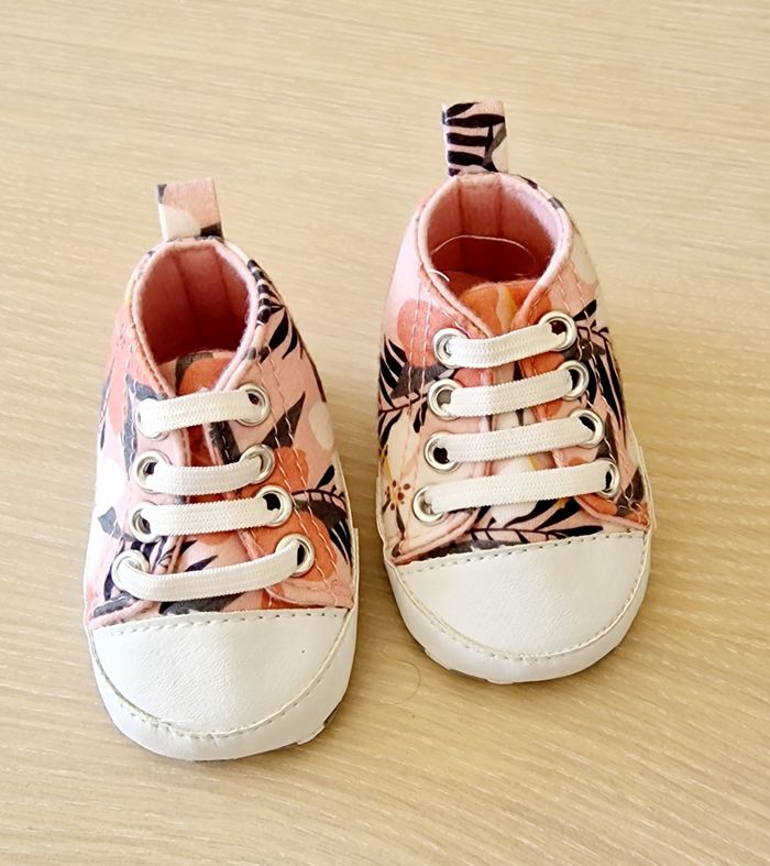 Baskets bébé - photo numéro 2