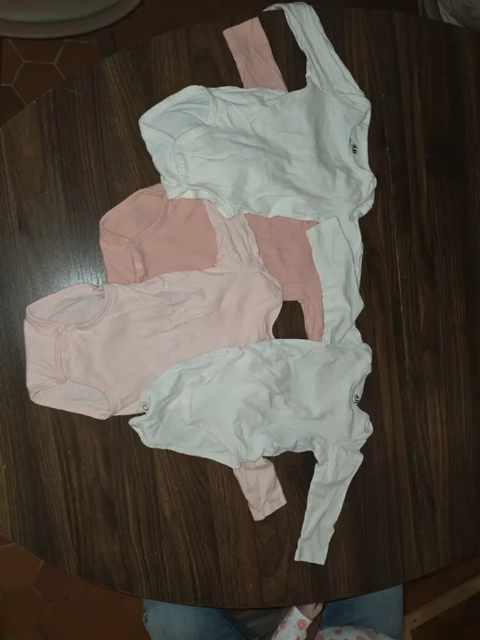 Lot de 4 bodys