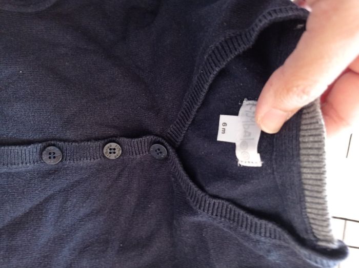 Gilet bleu 6 mois - photo numéro 3