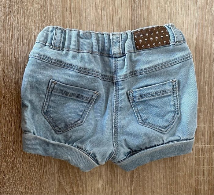 Short bébé fille taille 6 mois - photo numéro 2