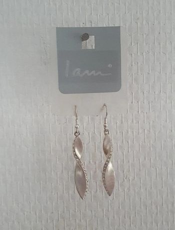 Boucles d'oreilles neuve