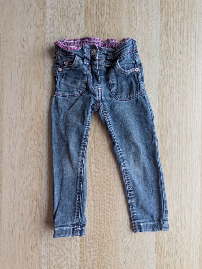 Lot jeans 2 ans - photo numéro 5