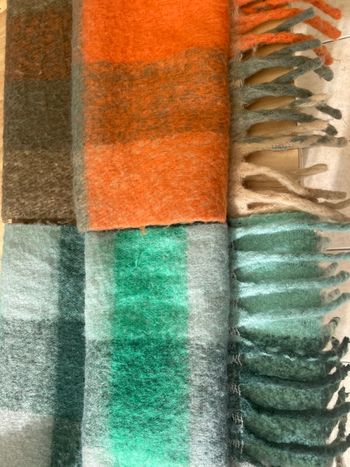 Lot 2 grosses écharpes