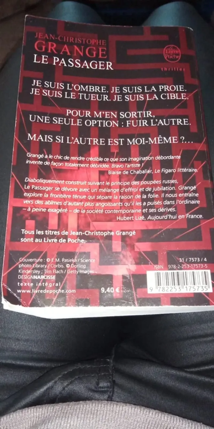 Livre " le passager" 🔄 - photo numéro 3