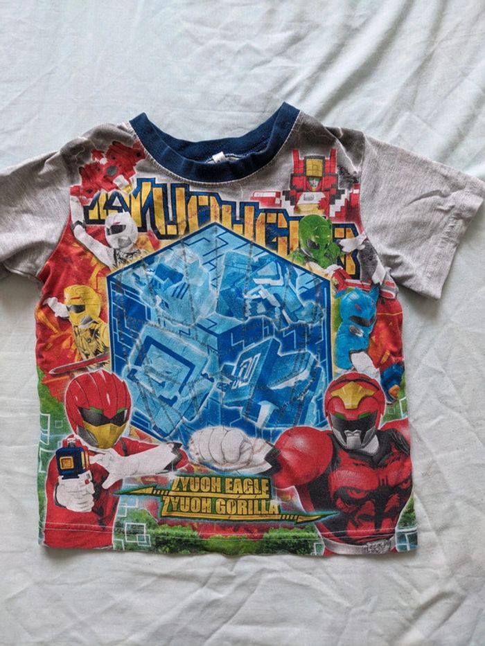 Tee-shirt zyuohger