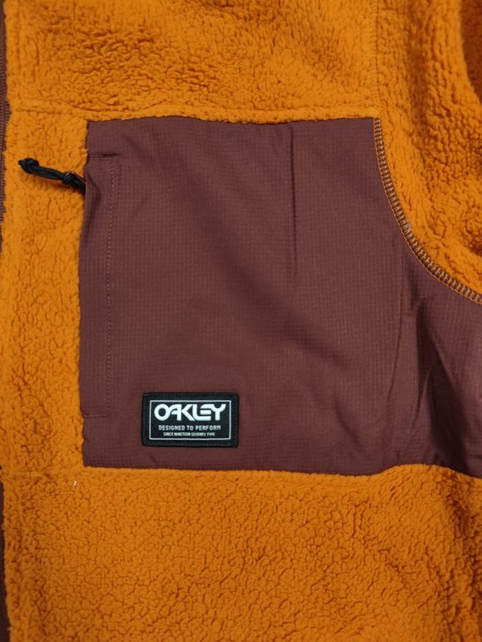 Sweet zippé Oakley - photo numéro 4