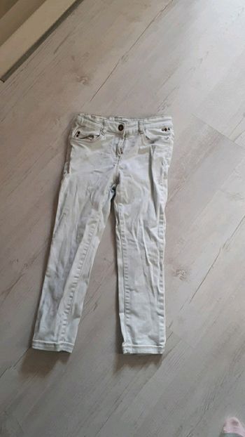 Pantacourt tape à l'œil 9 ans