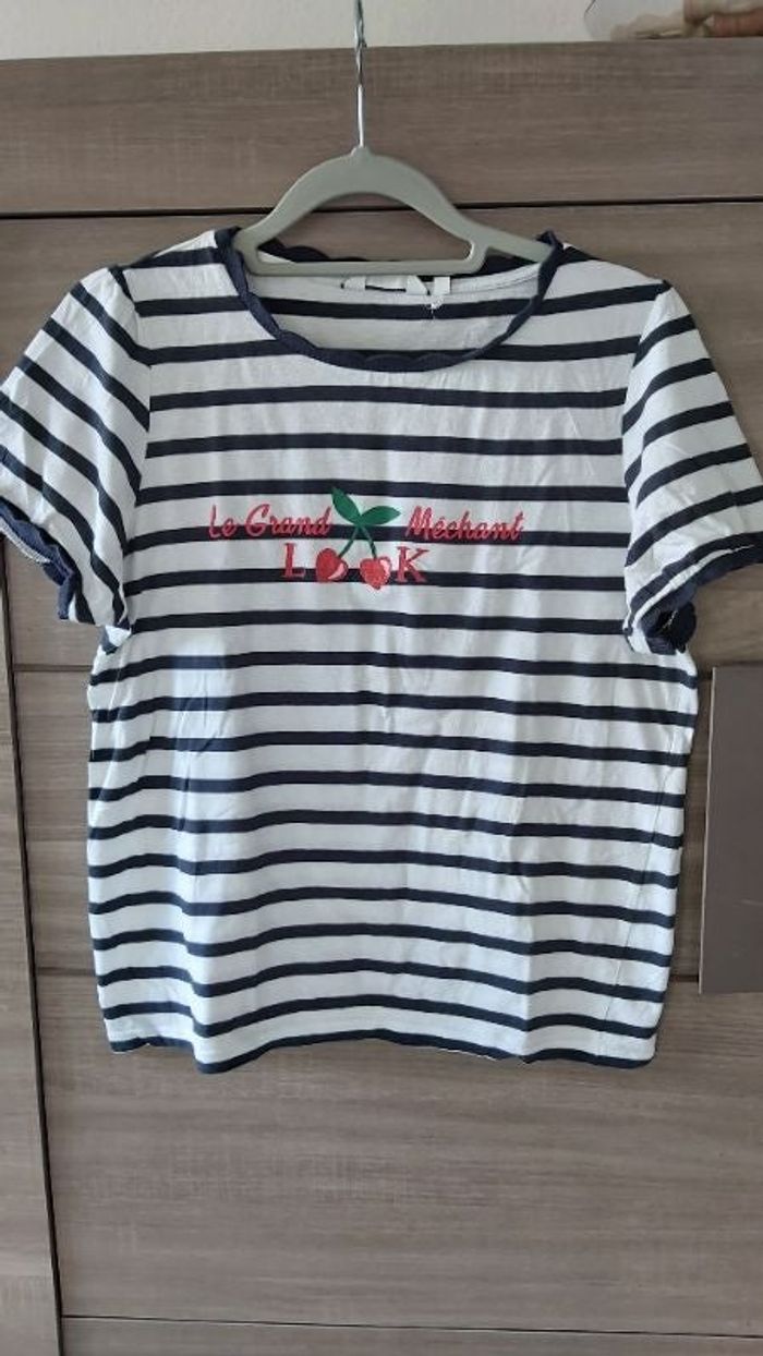 Tee shirt