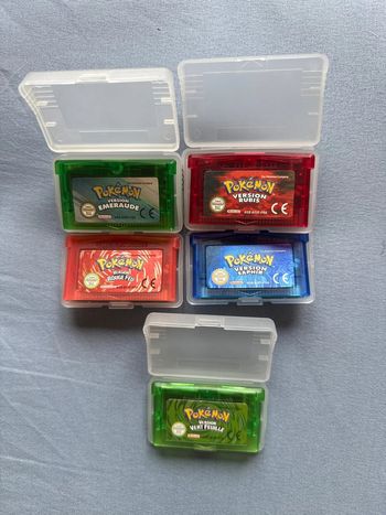 Lot 5 jeux gameboy advance pokemon