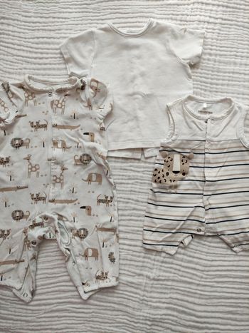 Ensemble bébé mixte 1 mois et 3 mois Safari