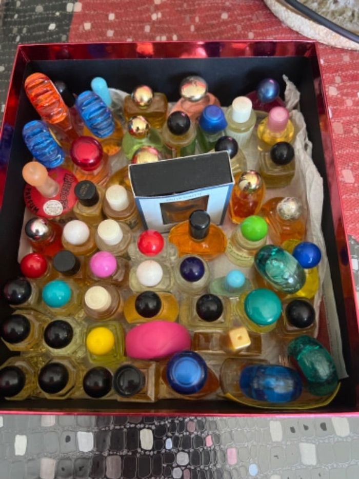 Lot miniatures de parfums