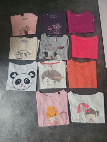 Lot 11 t-shirts manches longues fille 5 ans très bon état