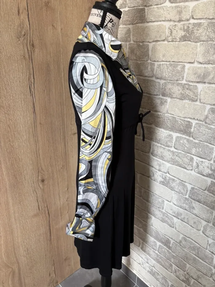 Robe fluide manches longues taille 36/38 - photo numéro 2