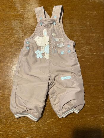 Salopette "coucou je suis là !"