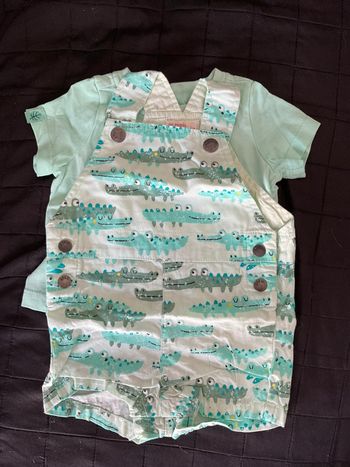 Ensemble salopette courte et tee shirt DPAM 3 mois