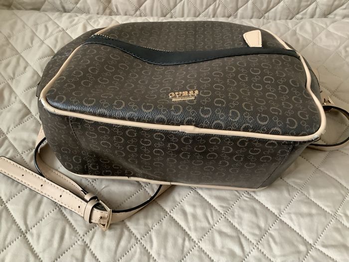 Sac à dos Guess - photo numéro 3