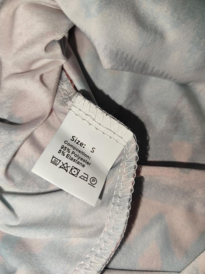 Robe d'été taille S , neuve sans étiquette - photo numéro 4