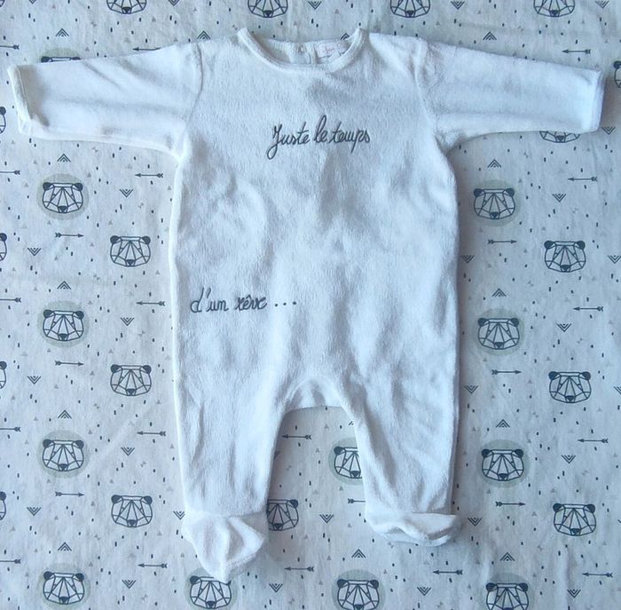 Lot de pyjamas taille 1 mois - photo numéro 11