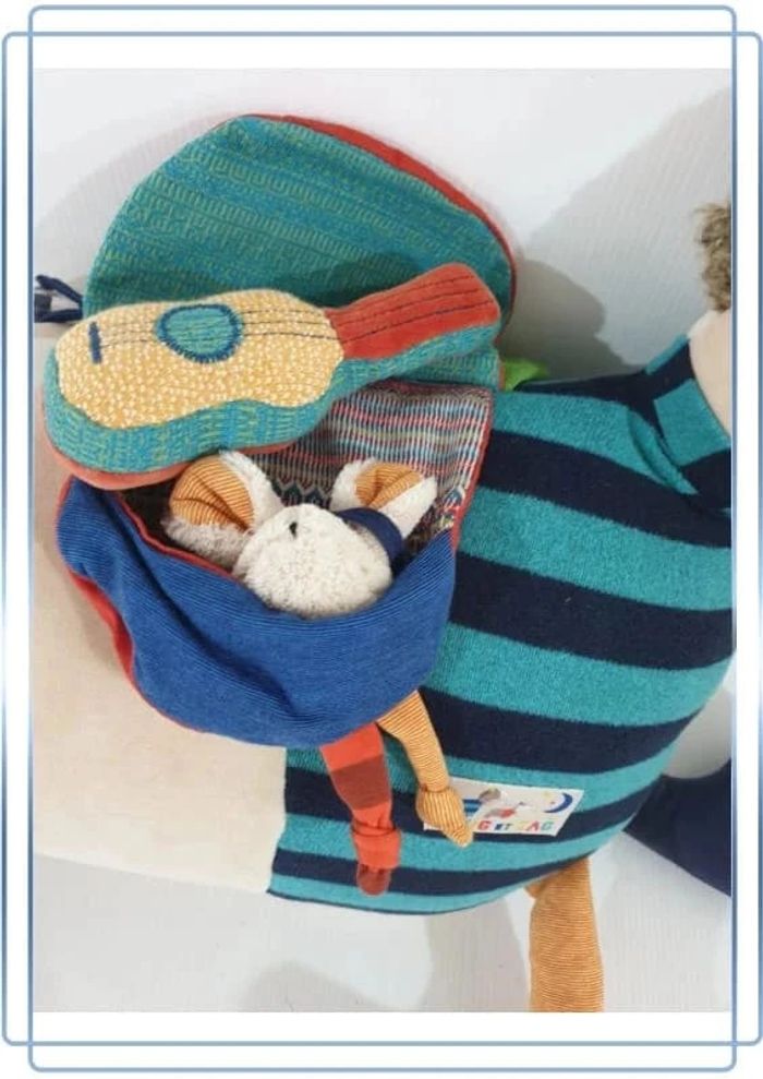 Grosse peluche les zig et zag, 35x40cm, quelques tâches à nettoyer - photo numéro 2