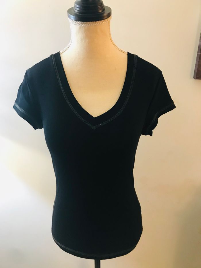 T-shirt fille taille 12/14 ans