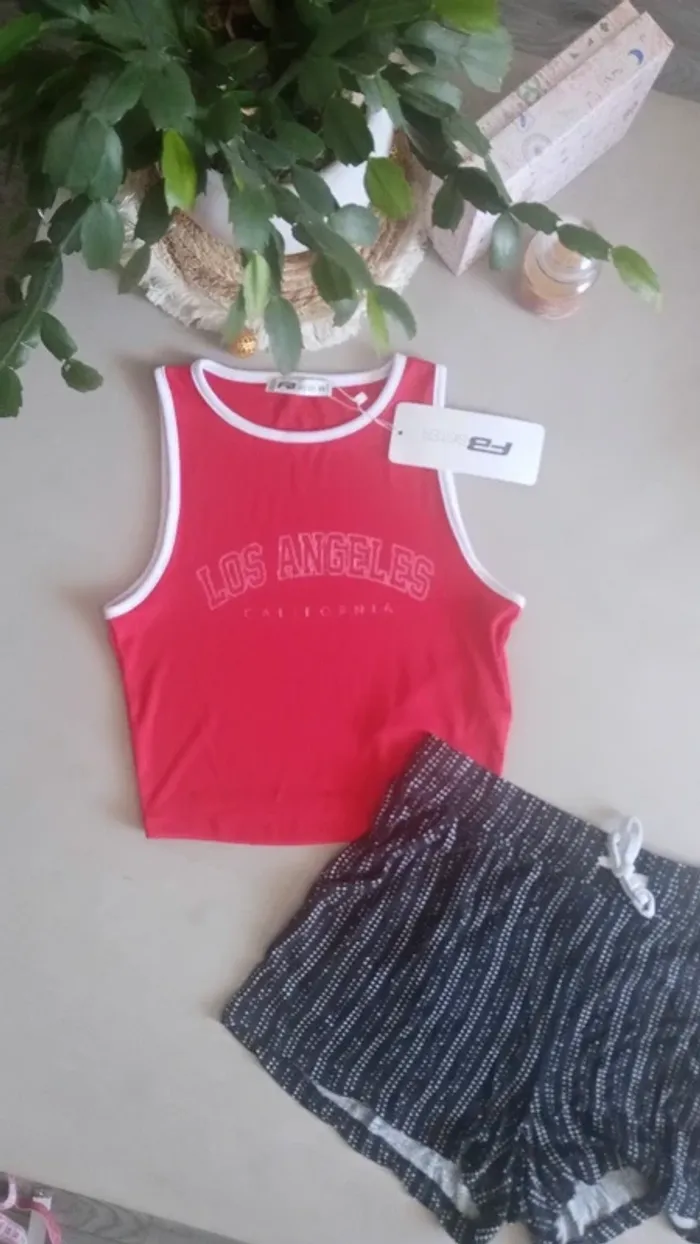 Top débardeur neuf XS
