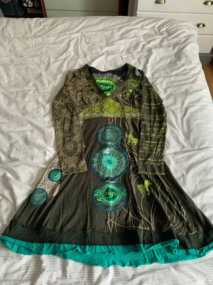 Robe desigual