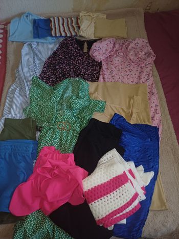 Lot vêtements taille S