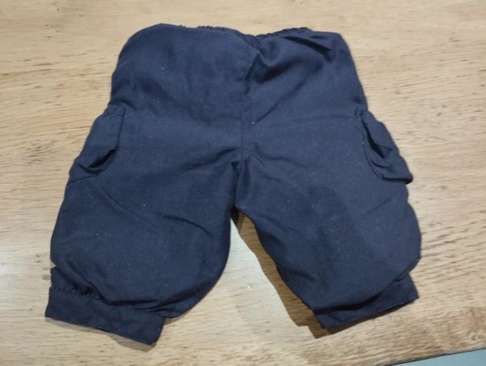 Pantalon violet et fleurs - photo numéro 2