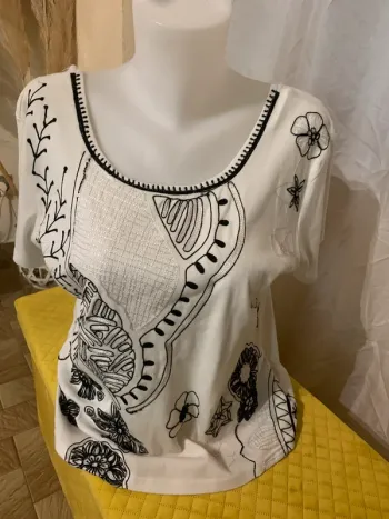 Tee shirt Jacqueline Riu manches courtes taille 44